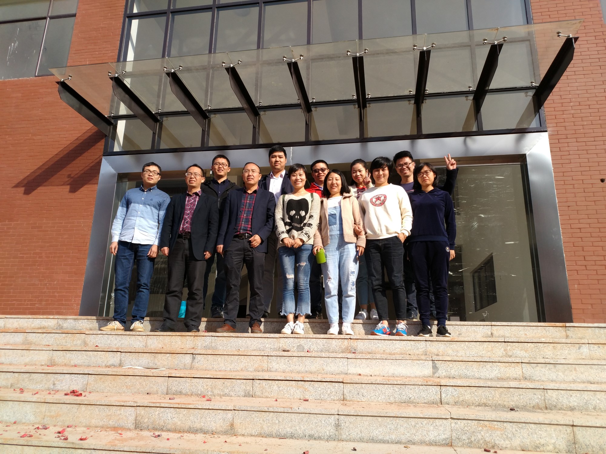 新能源学院图片IMG_20171105_091735.jpg